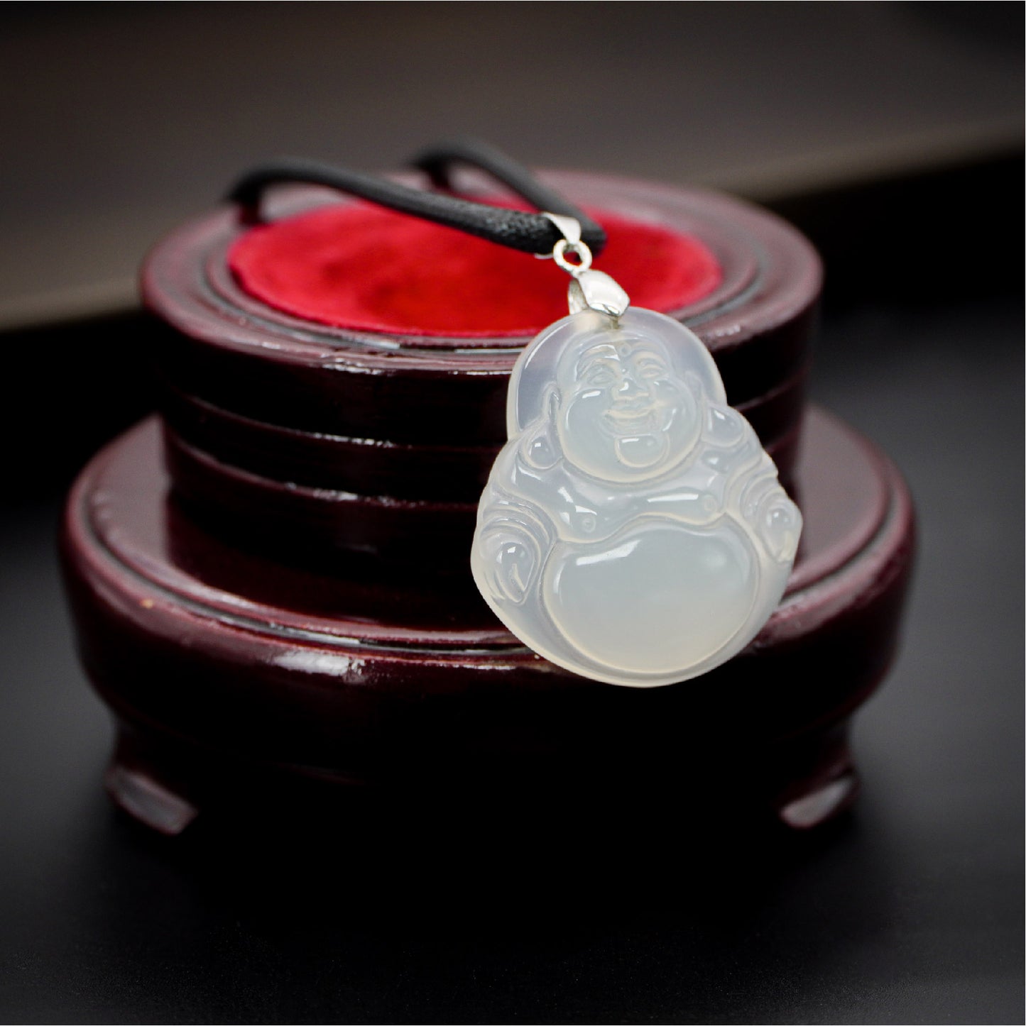 PHẬT DI LẶC TRẮNG